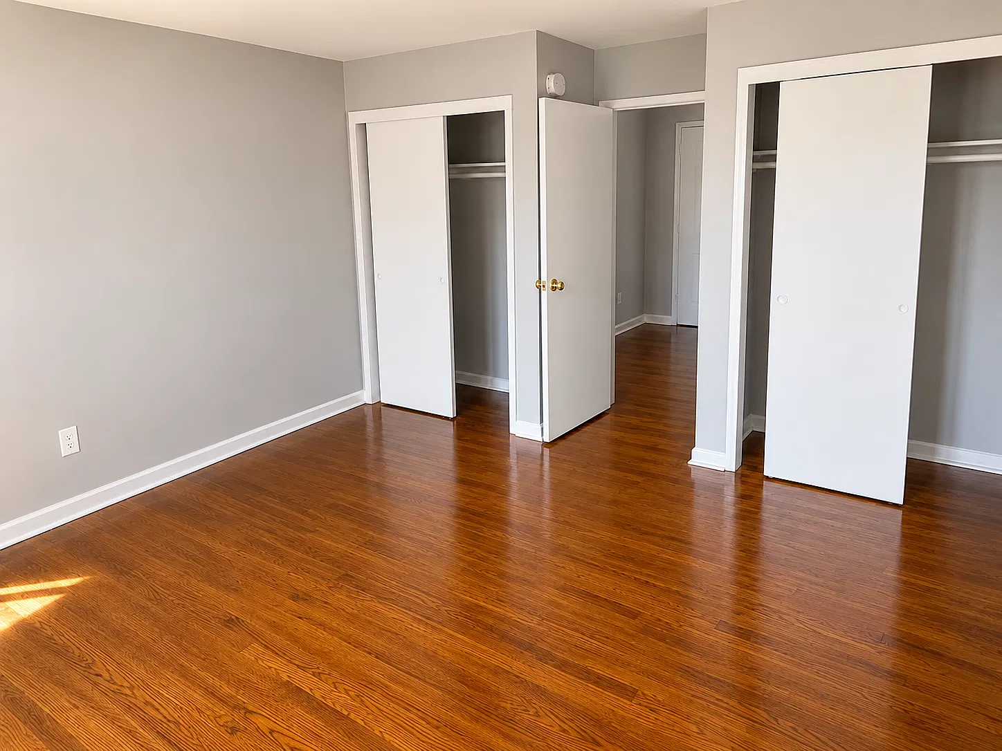 2 bed, 650 sqft, $1,795 — Photo 2