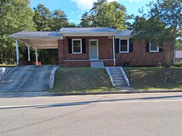 2009 College St, South Boston, VA 24592