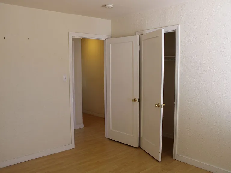 17 Lorraine Ave — Photo 10