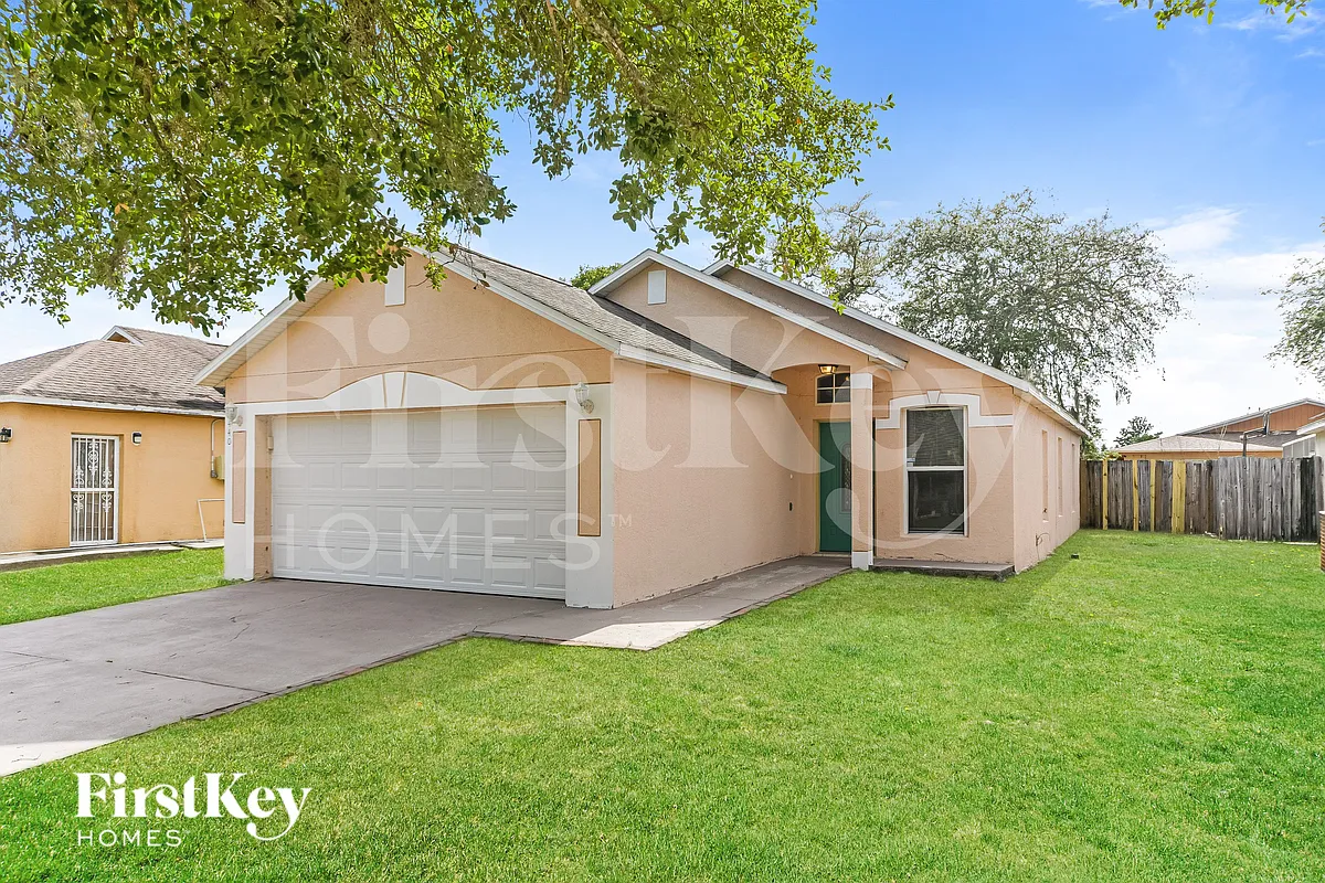 Building Photo - 440 Breezeway Dr