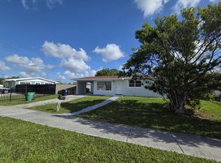 2455 NW 207th St, Miami Gardens, FL 33056