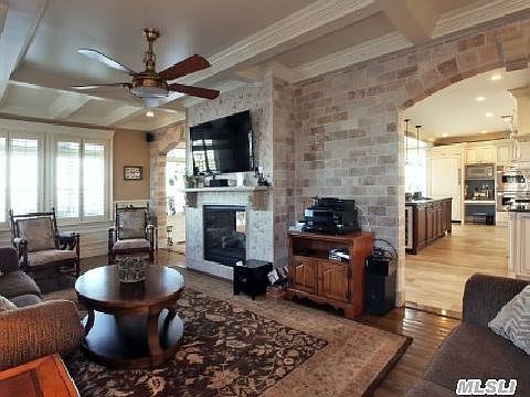 5th image of 3688 Ocean Ave