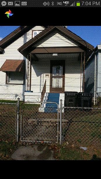 1st image of 2149 Bank St
