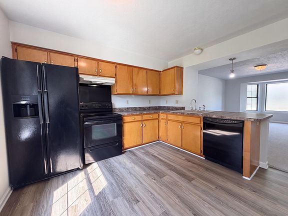 3rd image of 578 Thomas Jefferson Cir