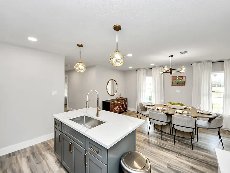 Woodcrest Dr — Photo 6
