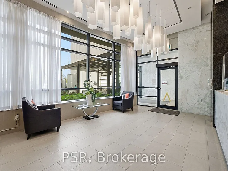 5740 Yonge St #210 — Photo 3