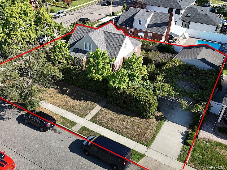 1st image of 291 Lincoln Street