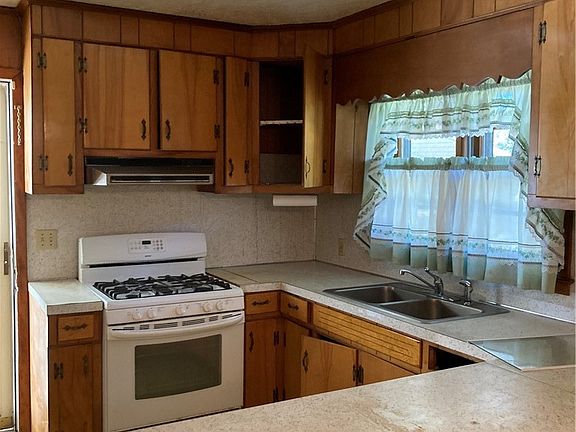 5th image of 4332 S Robeson Rd