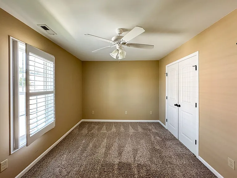 2900 Blackwater Ct — Photo 22