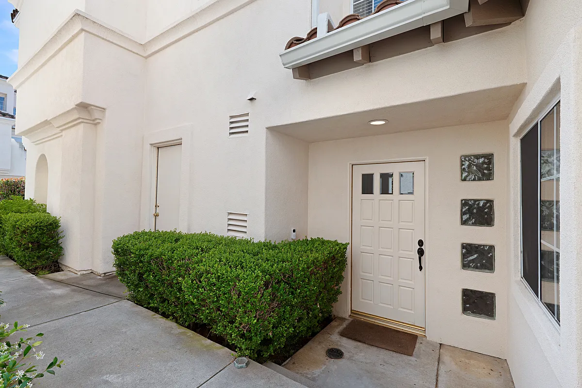 Building Photo - 1048 Mountain Oak Pl