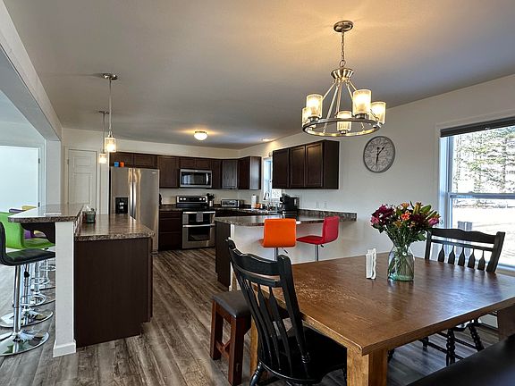 4th image of 3 Gore Line Road