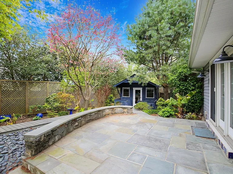1755 Glastonberry Rd — Photo 82