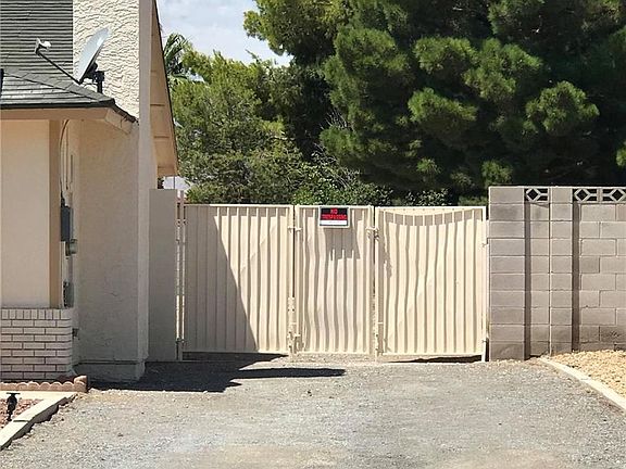 4th image of 4733 Pony Express St