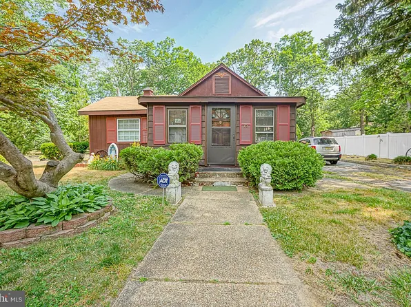 75 E 9th Ave, Pine Hill, NJ 08021