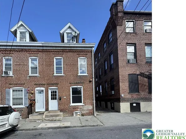 131 W Green St, Allentown, PA 18102