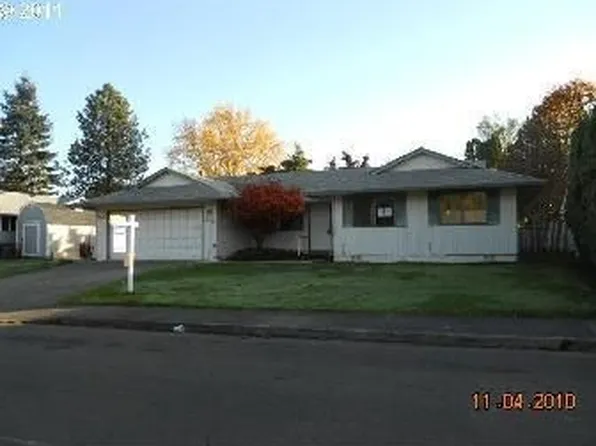 562 SE 35th Ave, Hillsboro, OR 97123