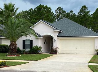 8220 Stelling Dr, Jacksonville, FL 32244