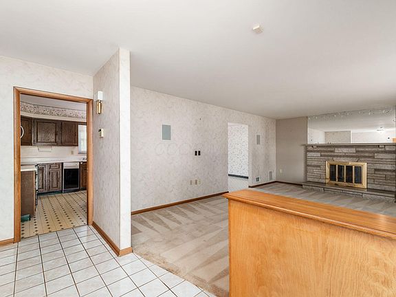 4th image of 9635 Brookside Dr NW