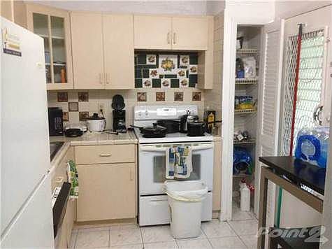 5th image of 1201 NE 191st St #G109