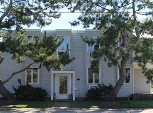 1 Bay Rd, Ocean City, NJ 08226