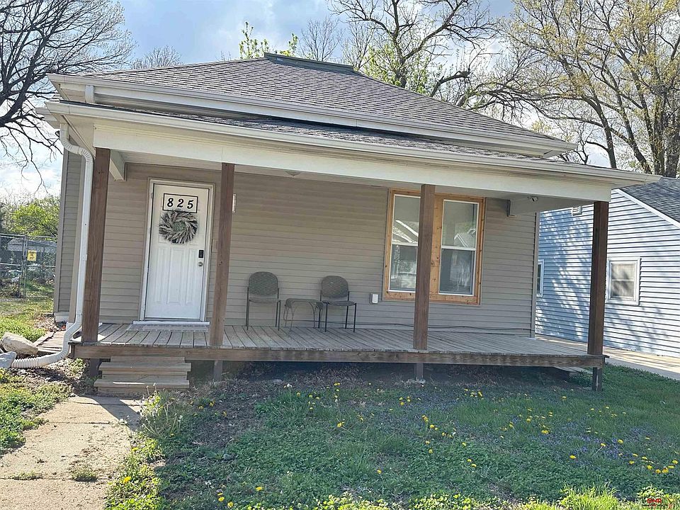 1st image of 825 N 30th St