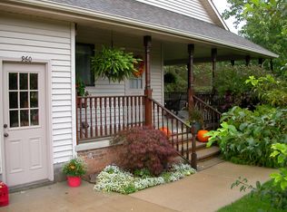 960 Lakeview Dr, Harbor Beach, MI 48441