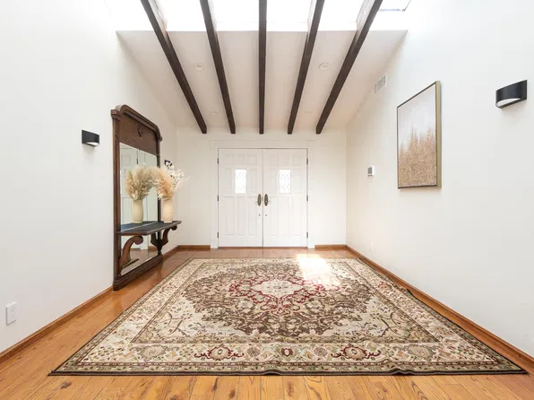 (undisclosed Address), Los Angeles, CA 90069