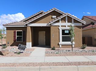 808 Palo Duro Dr NE, Bernalillo, NM 87004