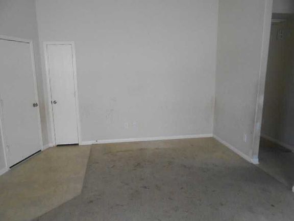 4th image of 1427 Pennyroyal Ct