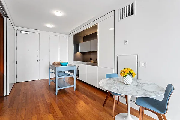 Rented by Douglas Elliman | media 8