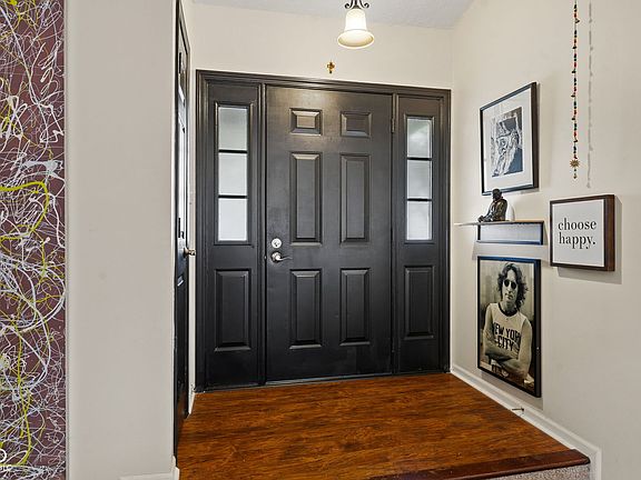 5th image of 4109 Eagle Cove East Dr