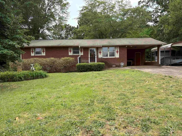 6151 Woodfield Cir, Spartanburg, SC 29303
