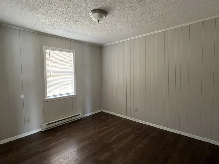 483 S Jefferson St #B — Photo 4