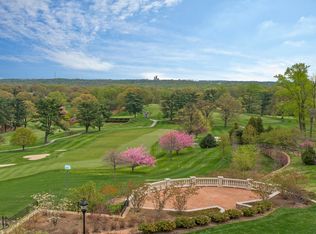 2927 N Glebe Rd, Arlington, VA 22207