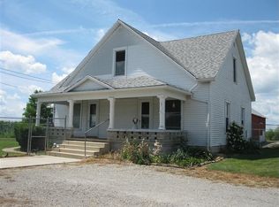 1142 Washington Rd, Troy, OH 45373