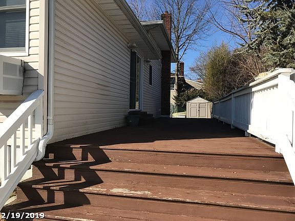 Wide open porch area