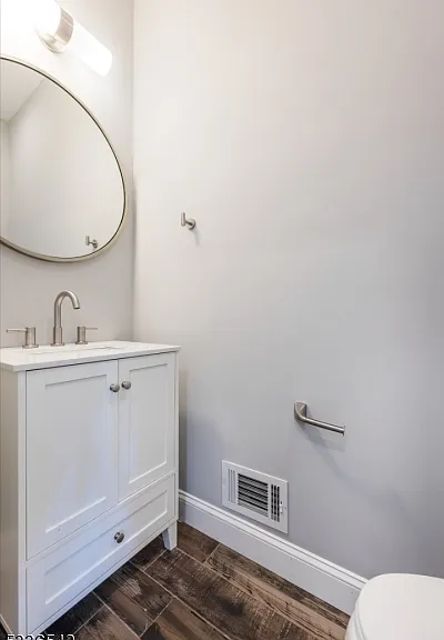 132 N Fullerton Ave — Photo 7