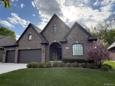 54311 Lawson Creek Dr, Shelby Township, MI, 48316