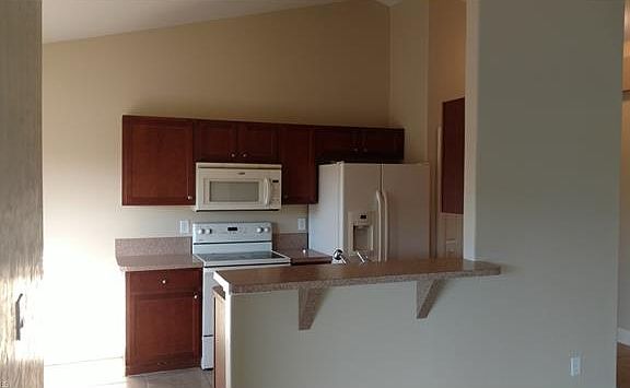 3rd image of 2511 24th St W Unit 11