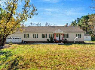 127 Cumbia Ln, Brodnax, VA 23920