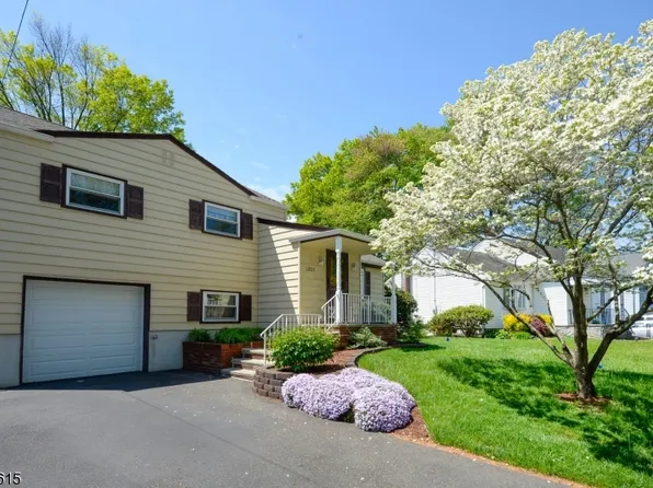 1203 Kent Pl, Linden City, NJ 07036