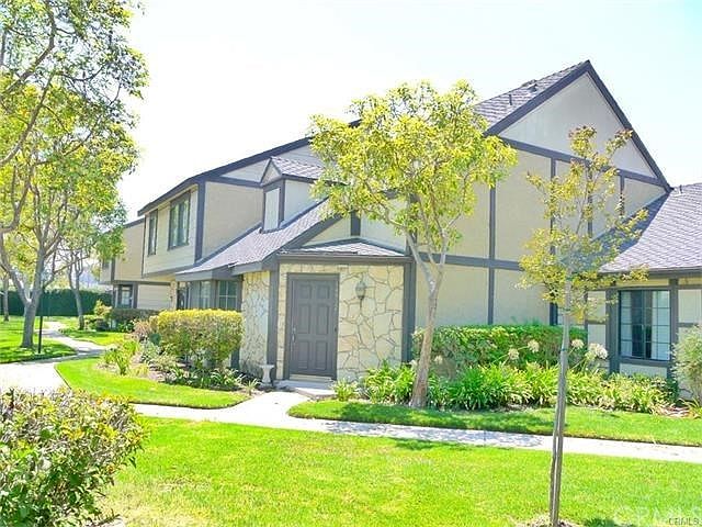 1st image of 14932 Rockford Ln