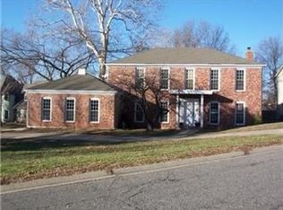 13608 S Locust St, Olathe, KS 66062