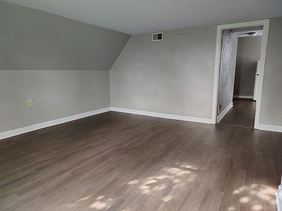 5th image of 2876 N 26th St #2876B