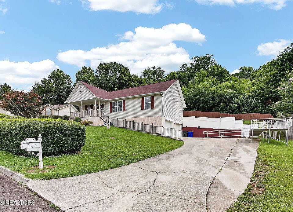 1st image of 4258 Saint Lucia Ln