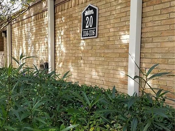2nd image of 3121 Park Ln APT 1111