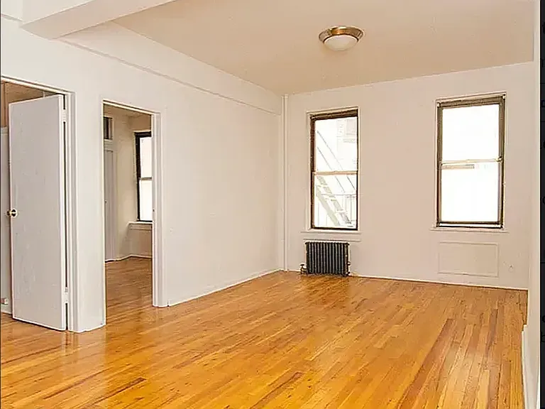 172 E 92nd St #3A — Photo 1