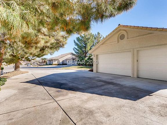 3rd image of 4525 N Valadez St