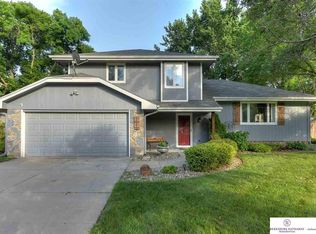 1843 S 160th St, Omaha, NE 68130