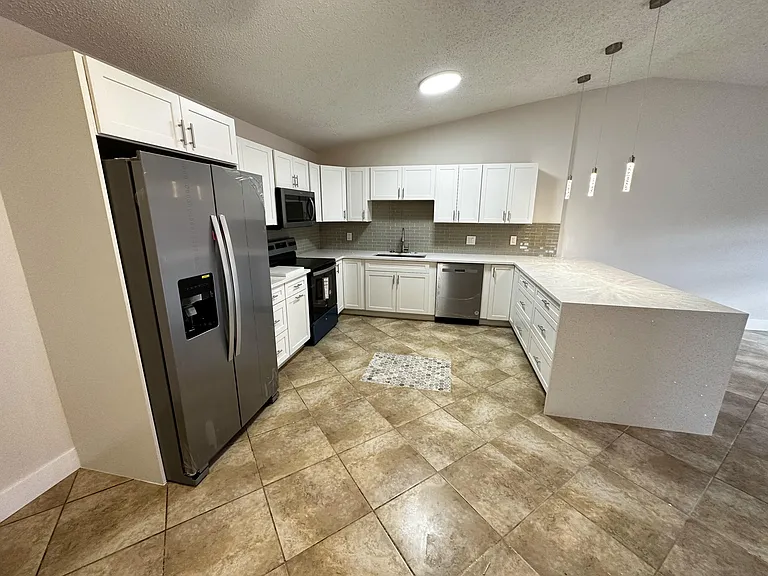 4326 Woodstock Dr #C — Photo 29